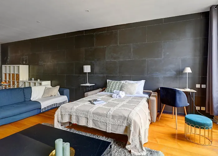 Les Halles 1Br Flat *