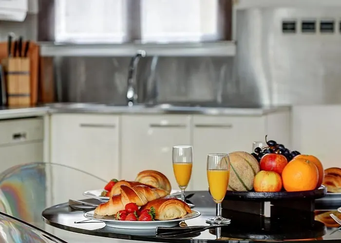Les Halles 1Br Flat Paris