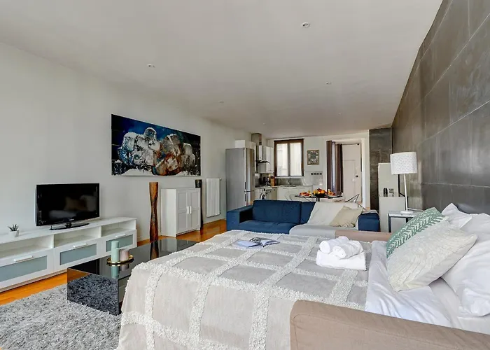 Les Halles 1Br Flat Paris