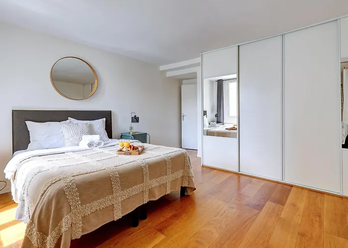 Les Halles 1Br Flat